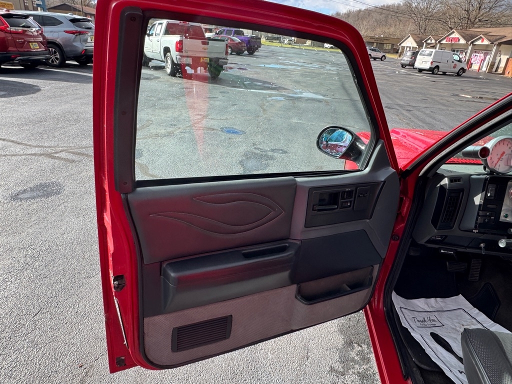 Chevrolet S10 Blazer Base 2WD 1987