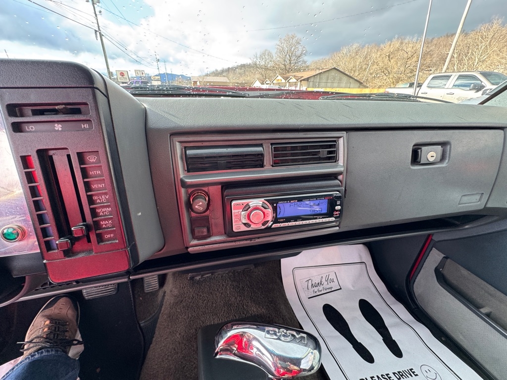 Chevrolet S10 Blazer Base 2WD 1987