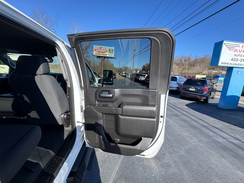 Chevrolet Silverado 2500HD Custom Crew Cab Long Box 4WD 2020