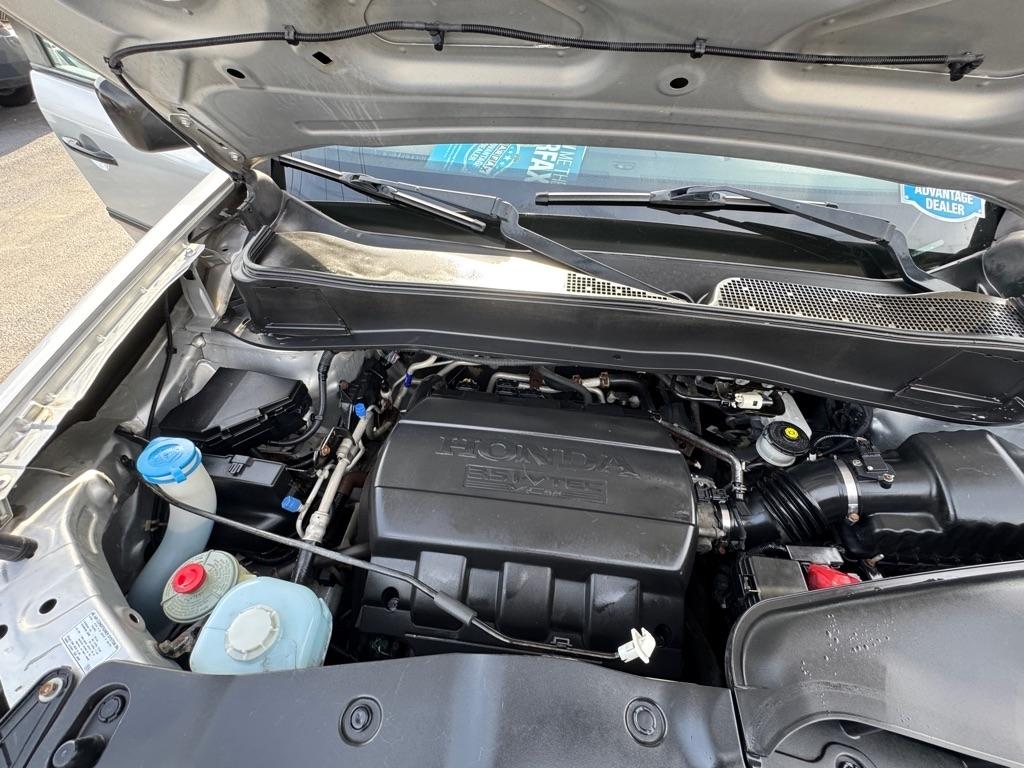 Honda Pilot LX 4WD 5-Spd AT 2015