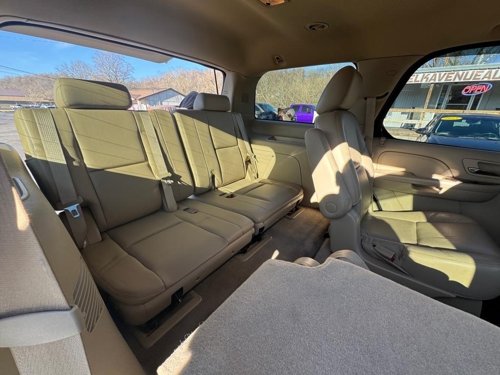 Cadillac Escalade AWD Premium 2012