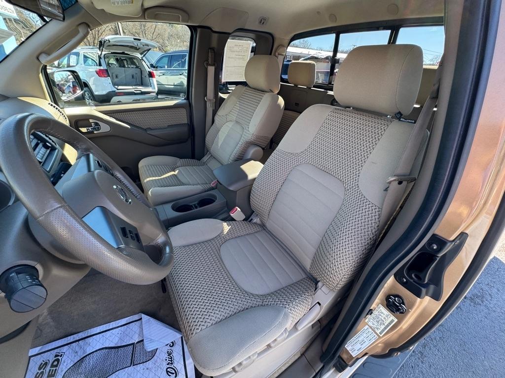 Nissan Frontier LE King Cab 2WD 2005