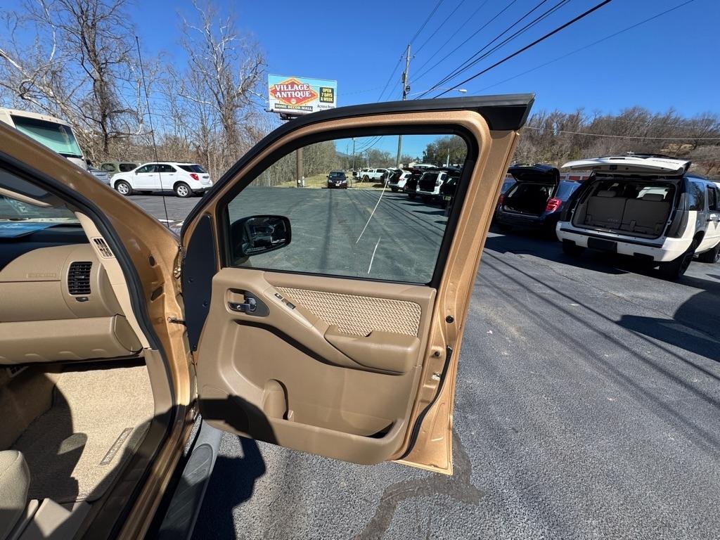 Nissan Frontier LE King Cab 2WD 2005