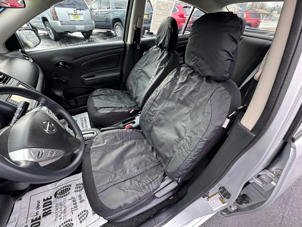 Nissan Versa 1.6 S 5M 2019