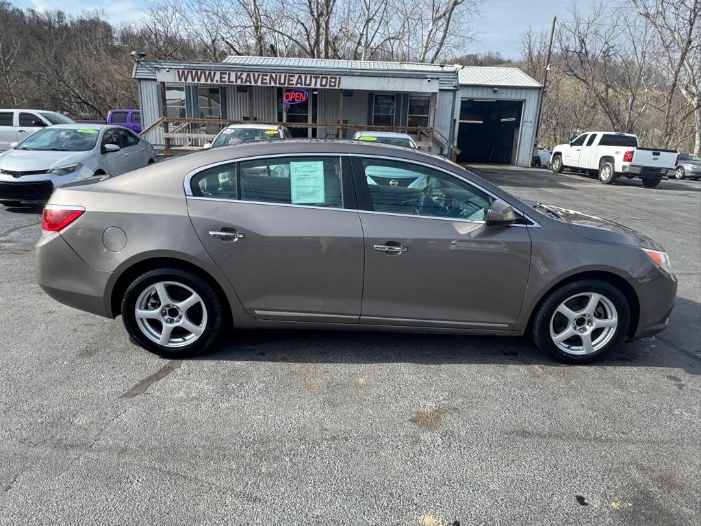 Buick LaCrosse CX 2010
