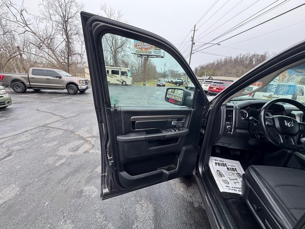 RAM 1500 Sport Crew Cab SWB 4WD 2018