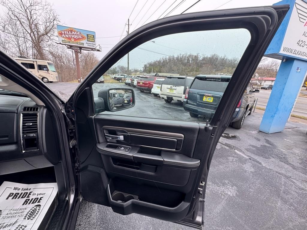 RAM 1500 Sport Crew Cab SWB 4WD 2018