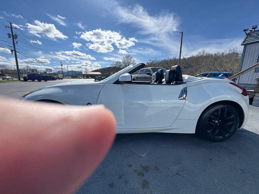 Nissan 370Z Roadster Touring Auto 2019
