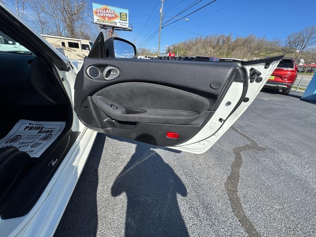 Nissan 370Z Roadster Touring Auto 2019