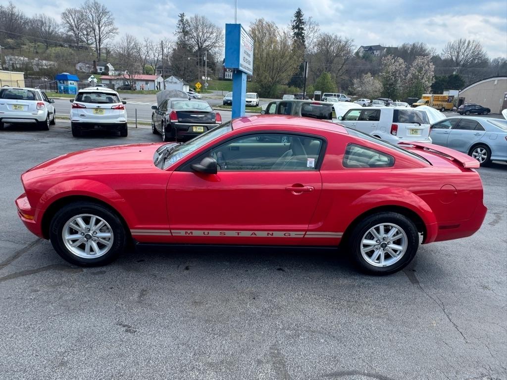 Ford Mustang 2dr Cpe Standard 2006