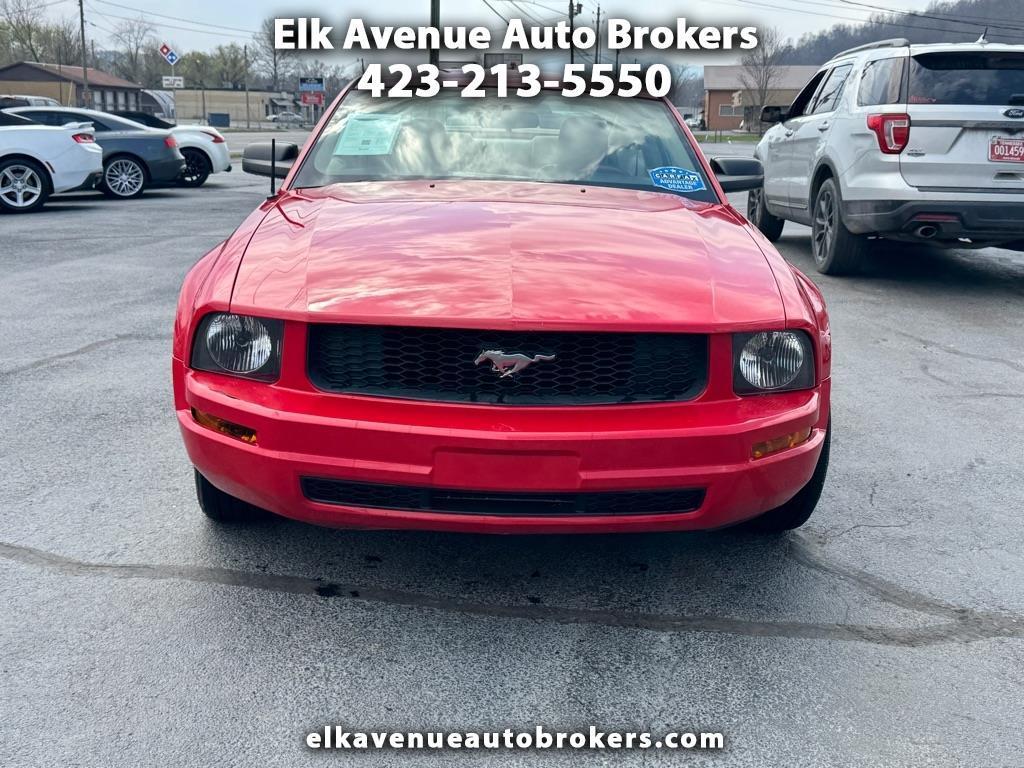 Ford Mustang 2dr Cpe Standard 2006