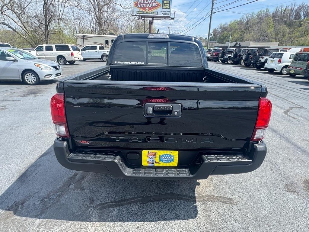 Toyota Tacoma 2WD SR Double Cab 5' Bed I4 AT (Natl) 2019