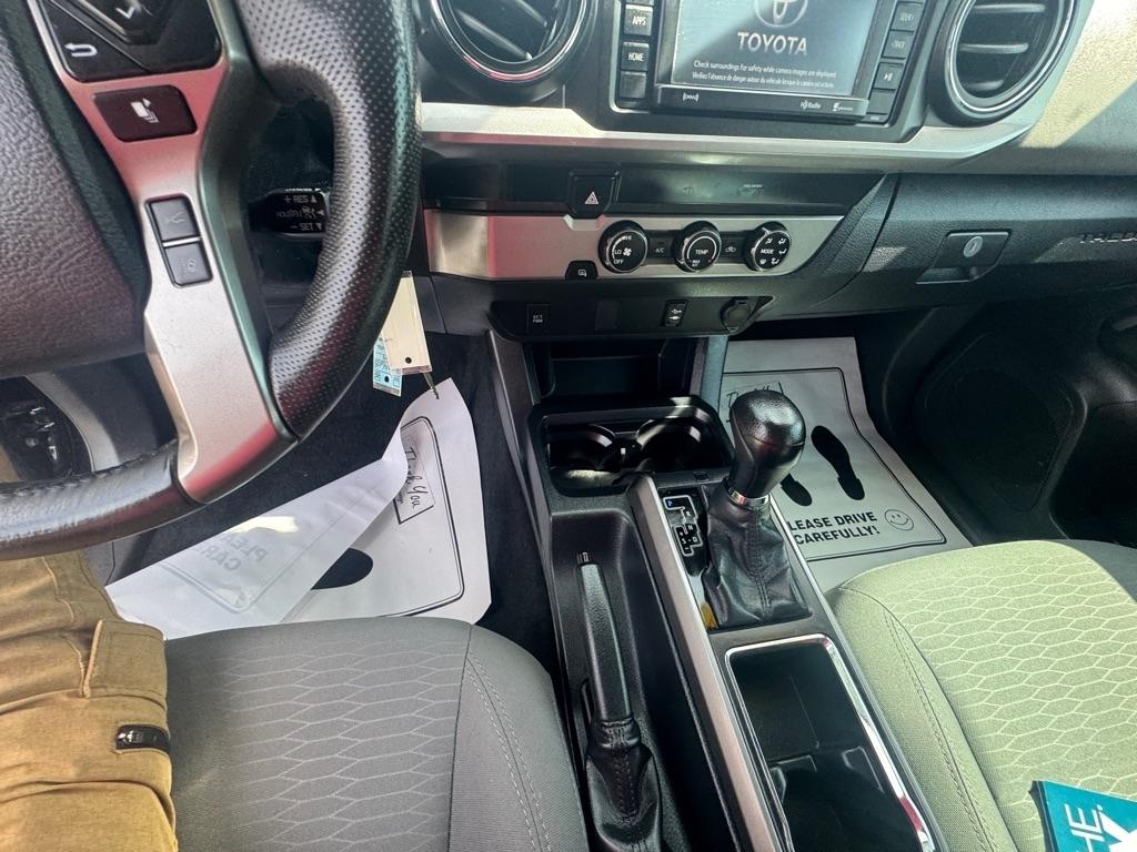 Toyota Tacoma 2WD SR Double Cab 5' Bed I4 AT (Natl) 2019