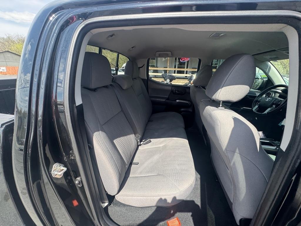 Toyota Tacoma 2WD SR Double Cab 5' Bed I4 AT (Natl) 2019