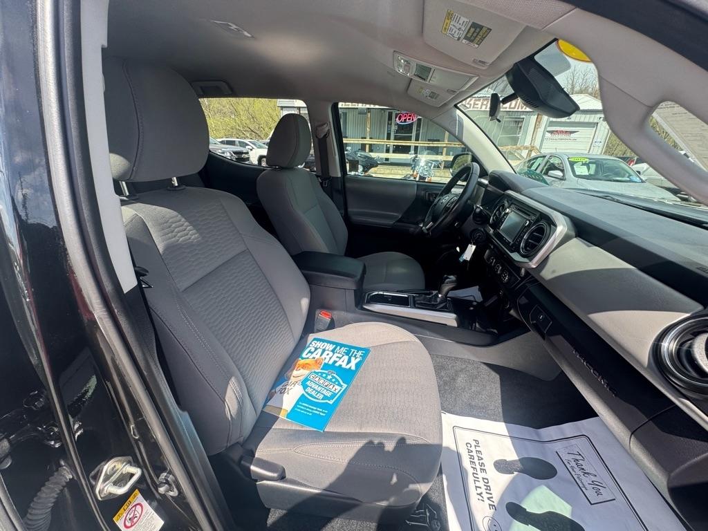 Toyota Tacoma 2WD SR Double Cab 5' Bed I4 AT (Natl) 2019