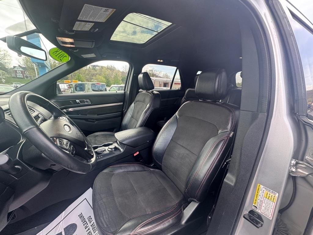 Ford Explorer XLT 4WD 2018