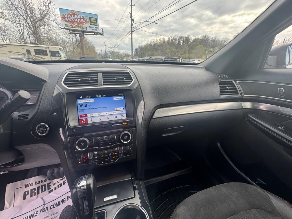 Ford Explorer XLT 4WD 2018