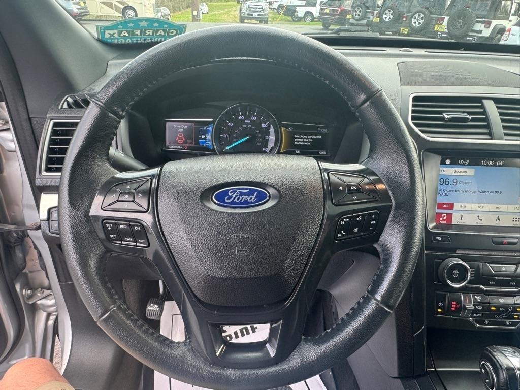 Ford Explorer XLT 4WD 2018