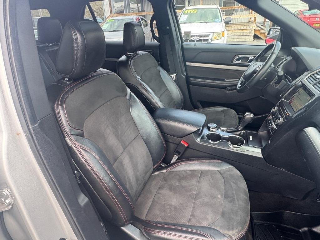 Ford Explorer XLT 4WD 2018