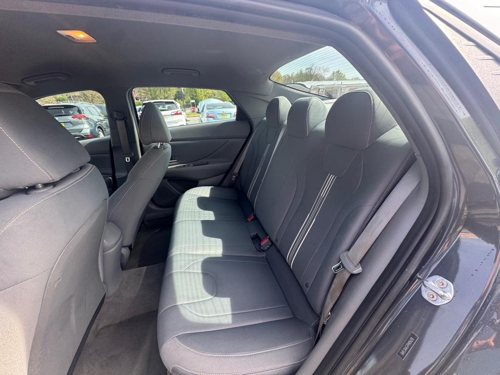 Hyundai Elantra SEL IVT 2023