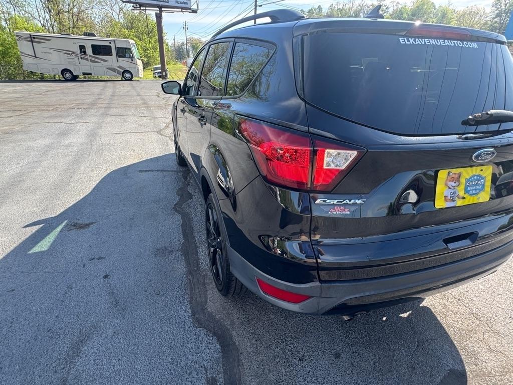 Ford Escape SE FWD 2019