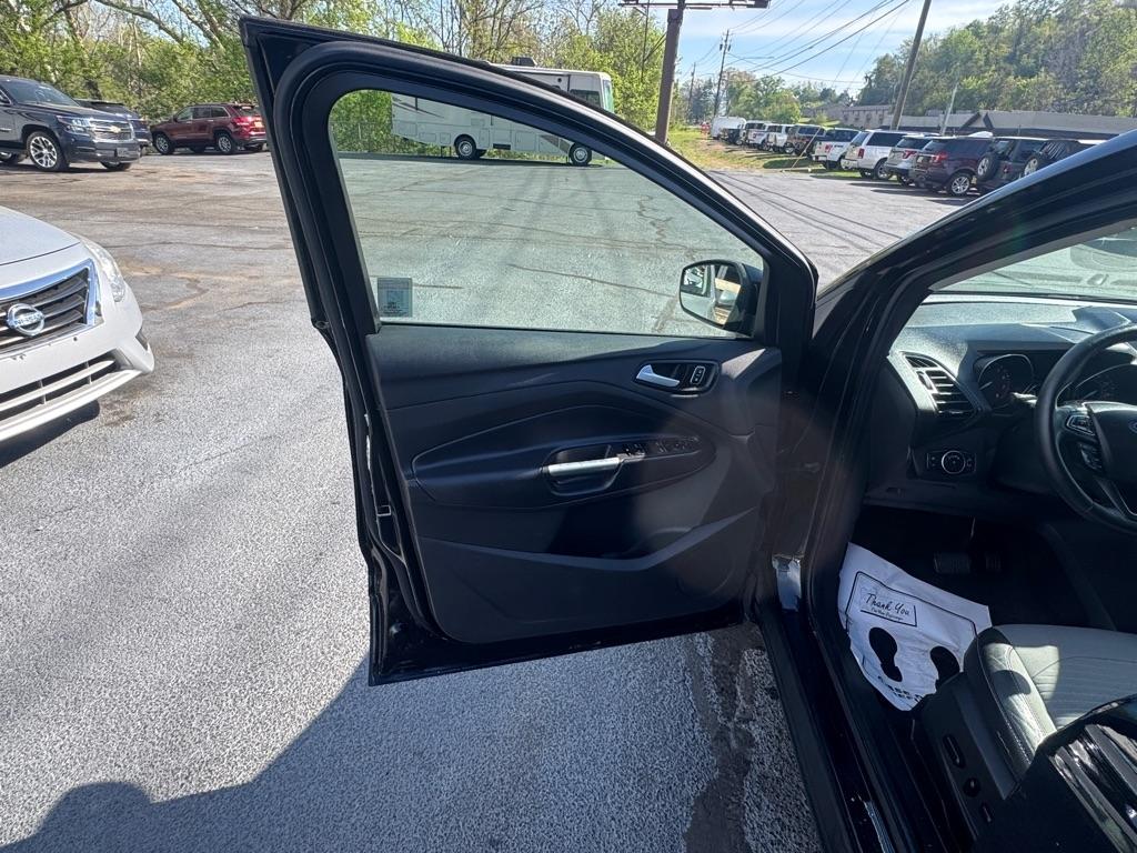 Ford Escape SE FWD 2019