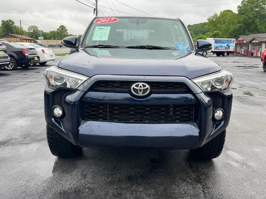 Toyota 4Runner SR5 4WD (Natl) 2017