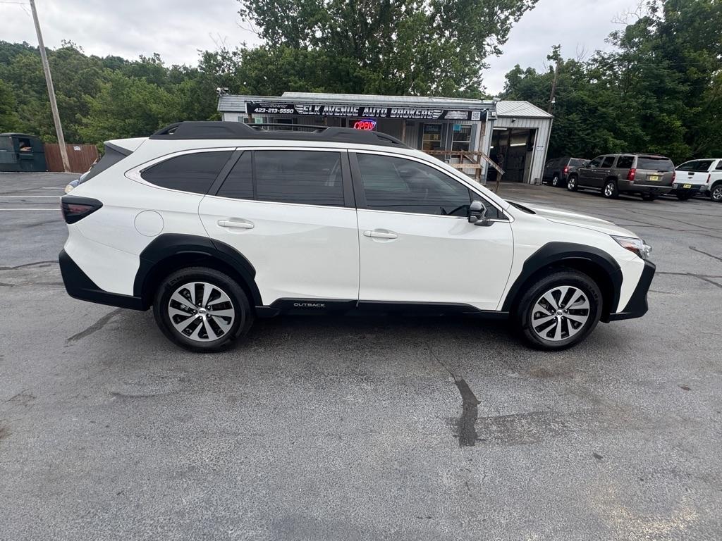 Subaru Outback Premium AWD 2024