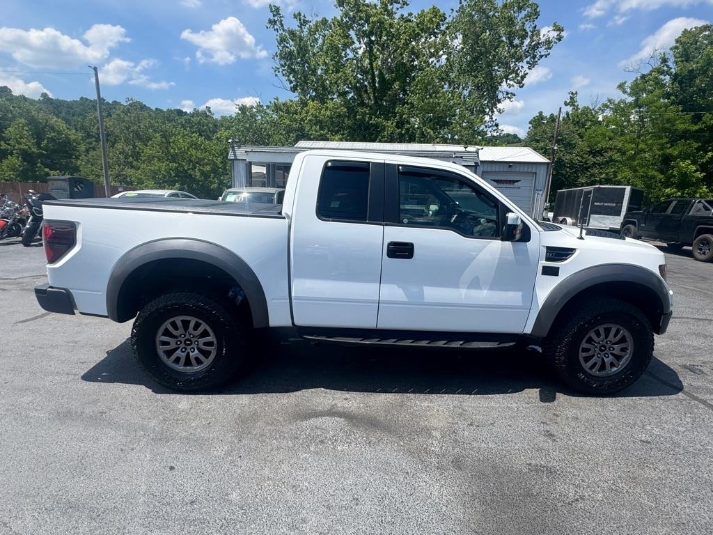 Ford F-150 4WD SuperCab 133" SVT Raptor 2010