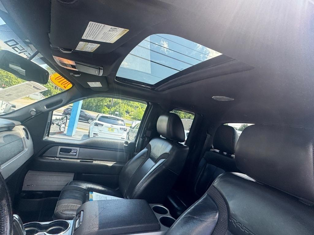 Ford F-150 4WD SuperCab 133" SVT Raptor 2010