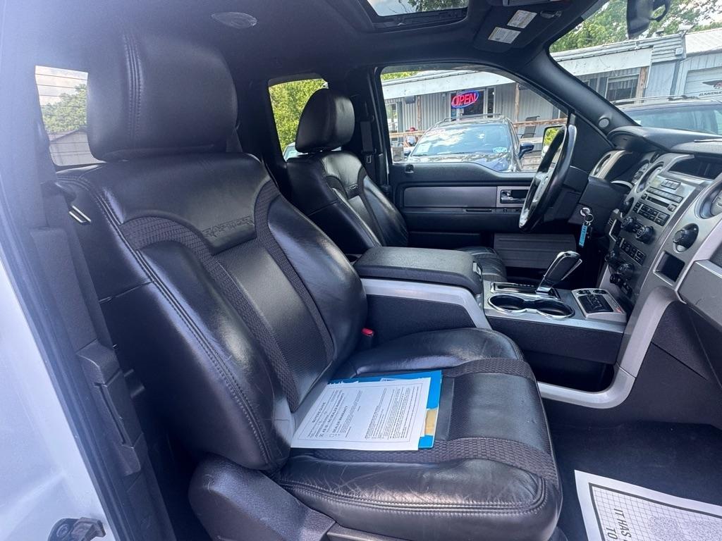 Ford F-150 4WD SuperCab 133" SVT Raptor 2010