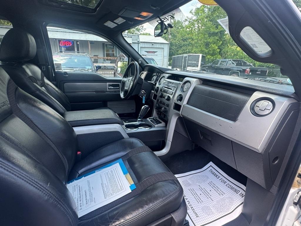 Ford F-150 4WD SuperCab 133" SVT Raptor 2010