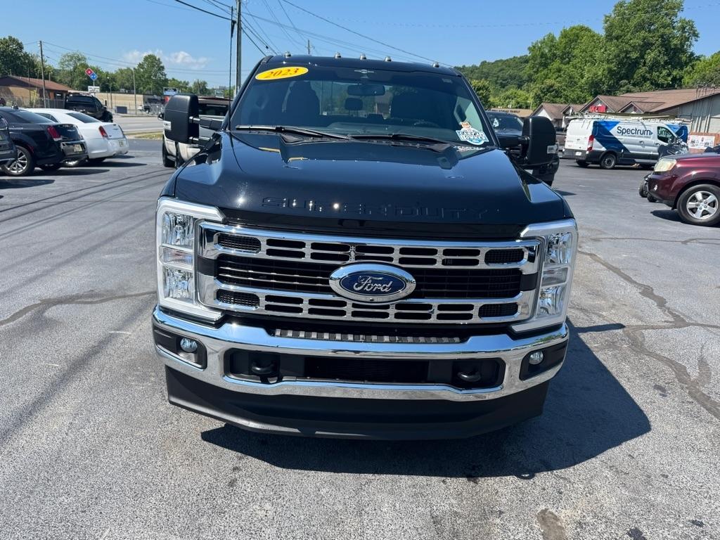 2023 Ford F-350 XLT 4x4 Crew Cab 8' Box DRW's photo