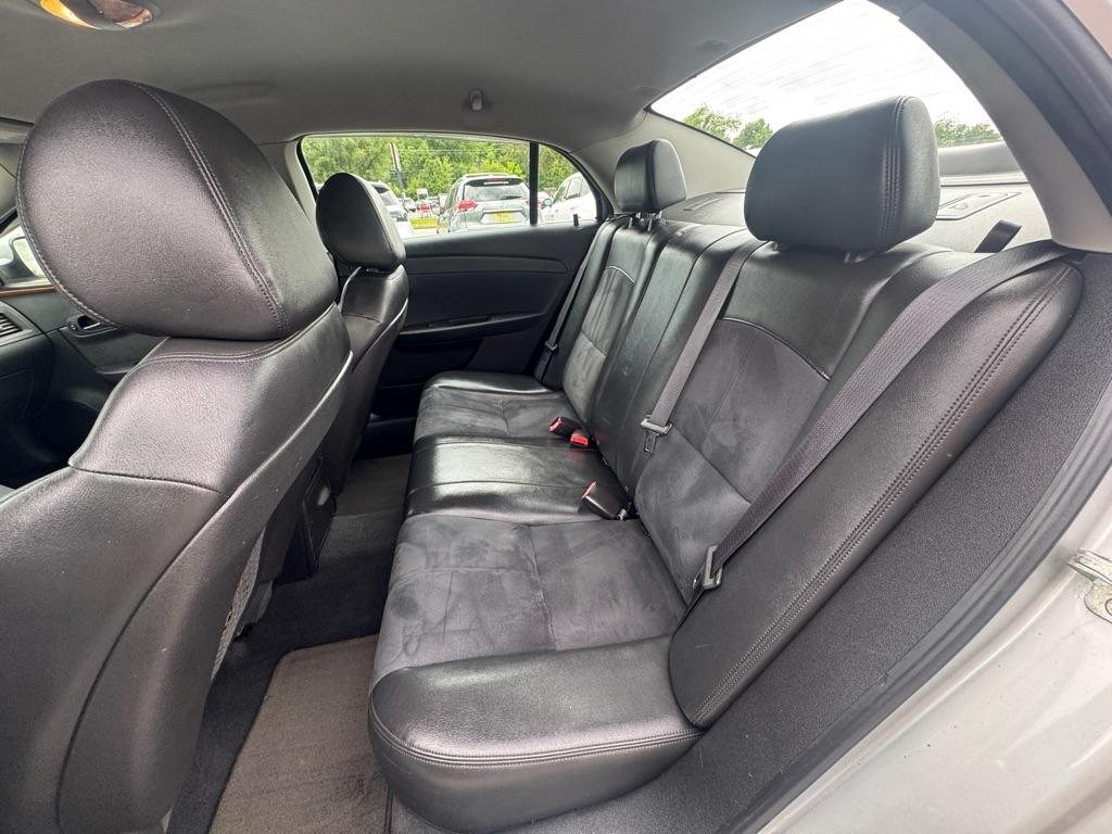 Chevrolet Malibu 4dr Sdn LT w/2LT 2010