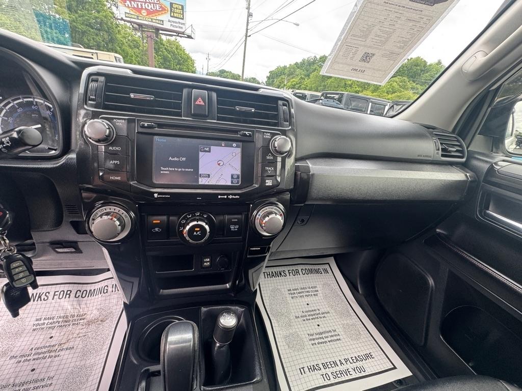 Toyota 4Runner 4WD 4dr V6 Limited (Natl) 2016
