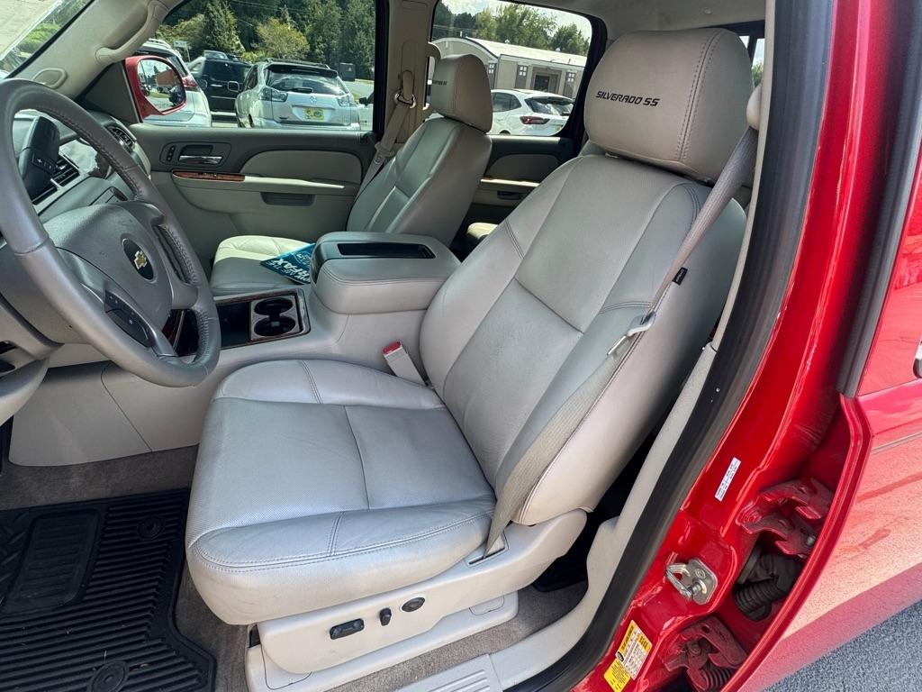 Chevrolet Silverado 1500 4WD Crew Cab 143.5" LTZ 2012