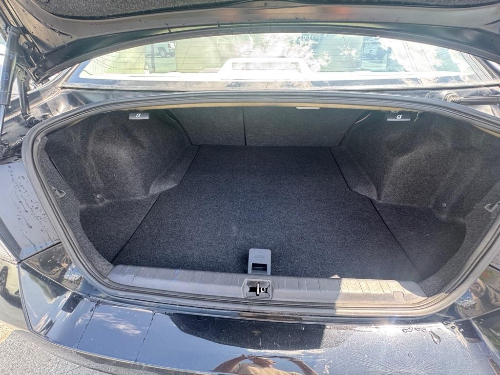 Subaru Legacy 4dr Sdn H4 Auto 2.5i Limited 2010