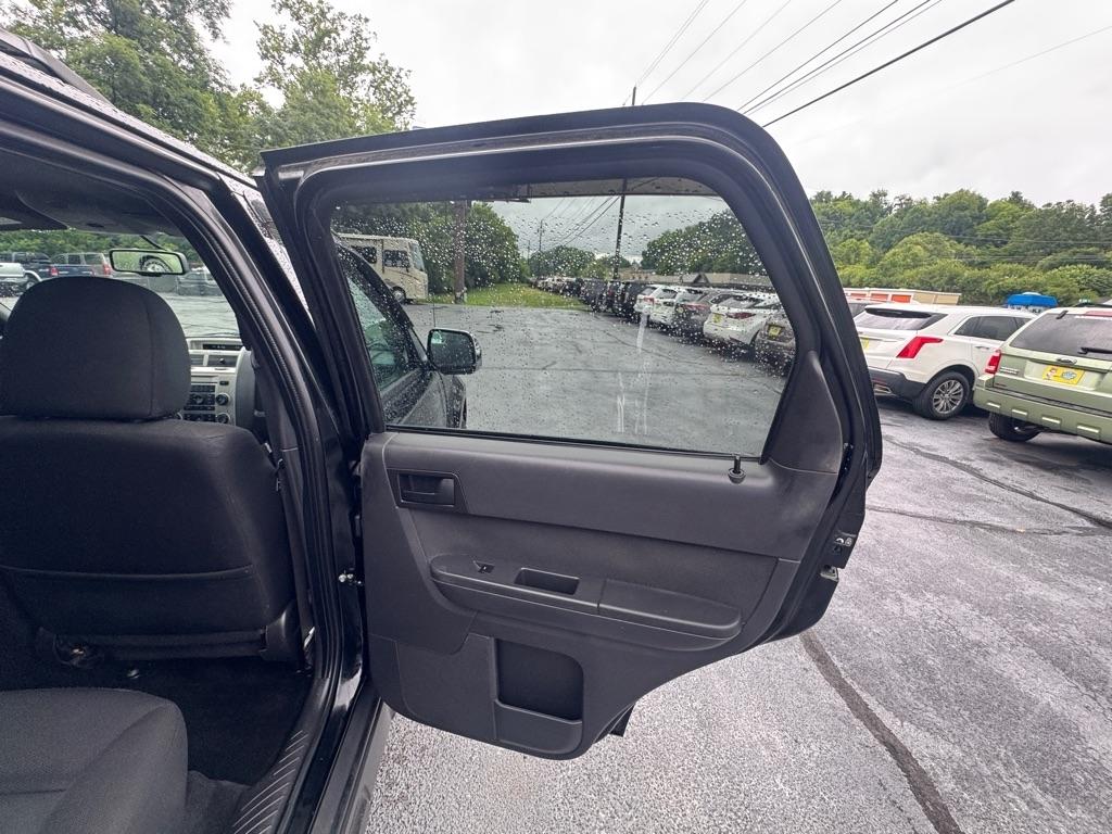 Ford Escape FWD 4dr V6 Auto XLT 2009