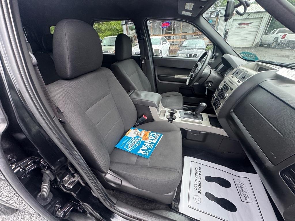 Ford Escape FWD 4dr V6 Auto XLT 2009