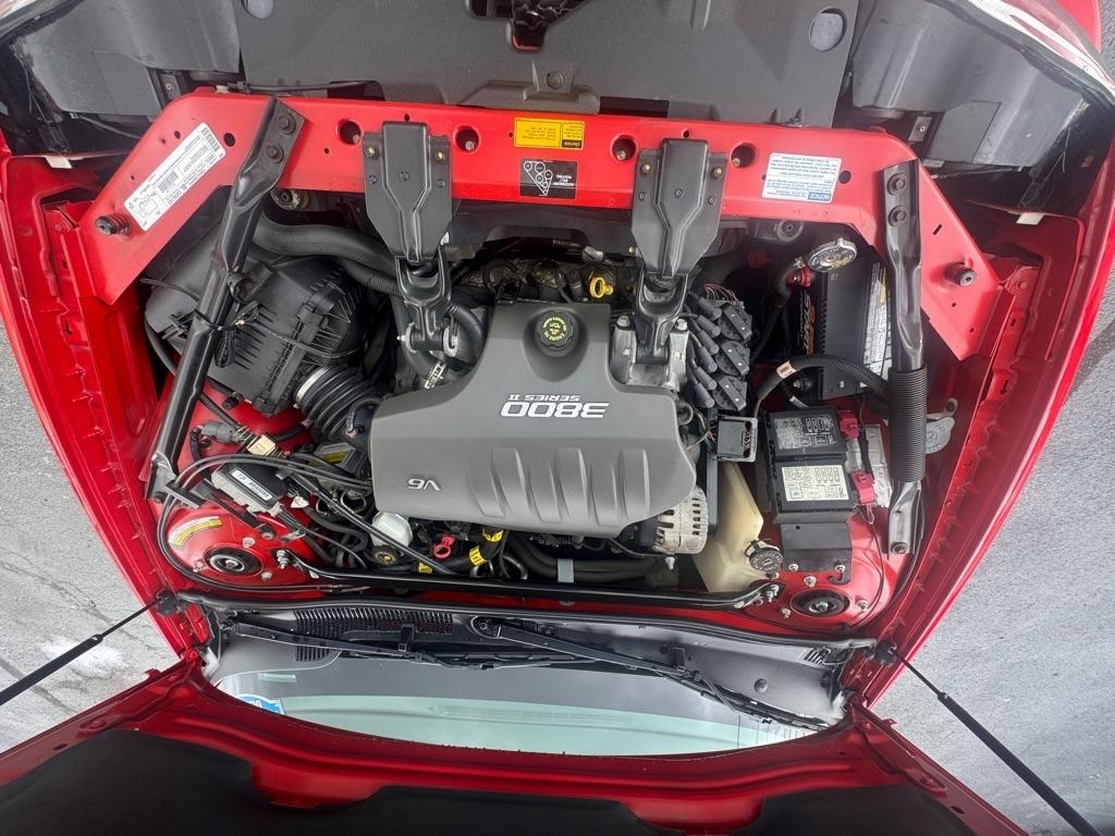 Chevrolet Monte Carlo 2dr Cpe SS 2000
