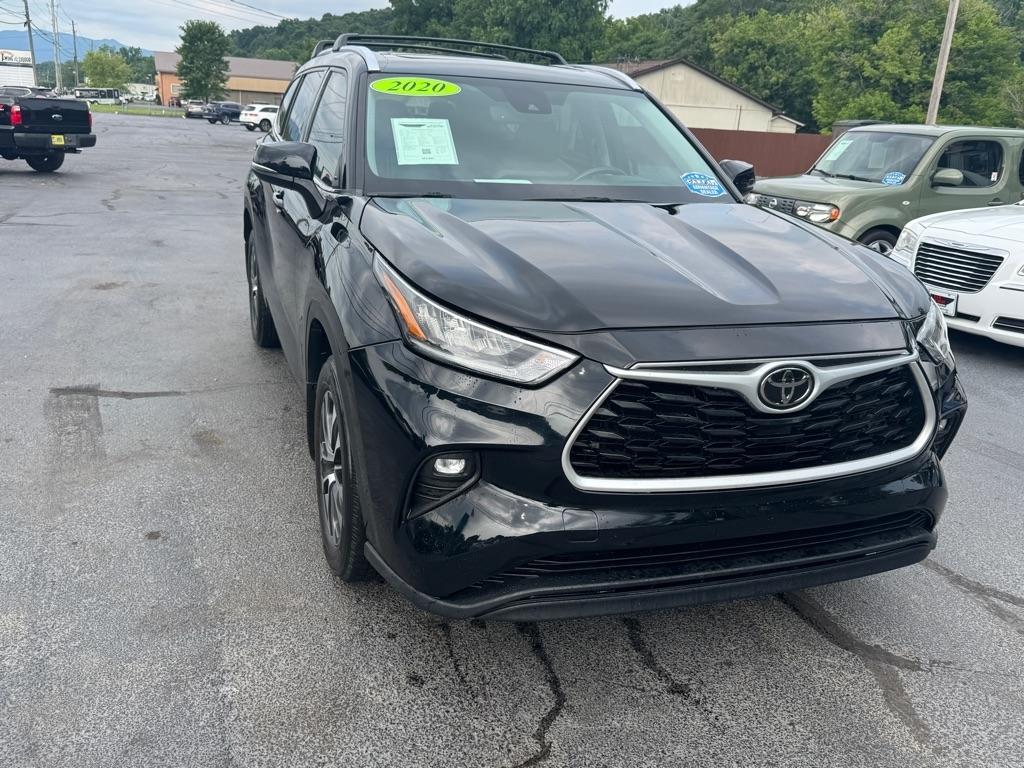 Toyota Highlander XLE AWD (Natl) 2020