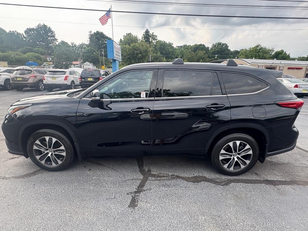 Toyota Highlander XLE AWD (Natl) 2020