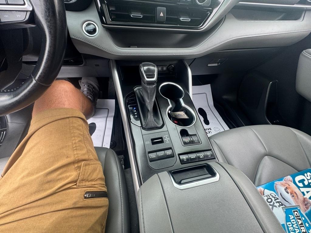 Toyota Highlander XLE AWD (Natl) 2020