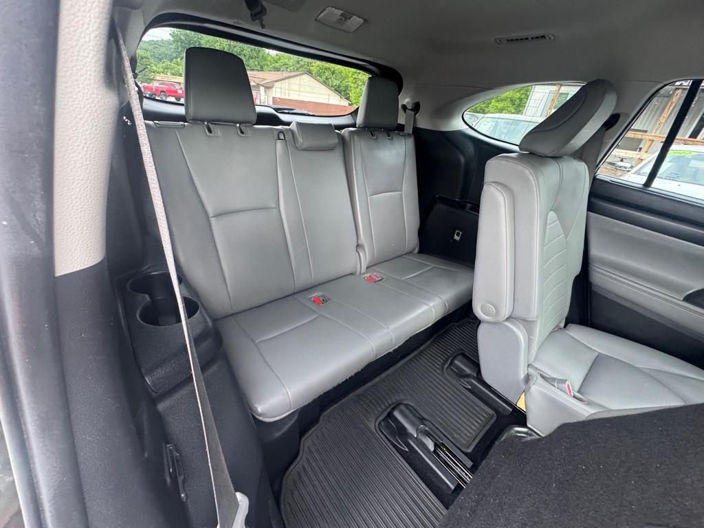 Toyota Highlander XLE AWD (Natl) 2020