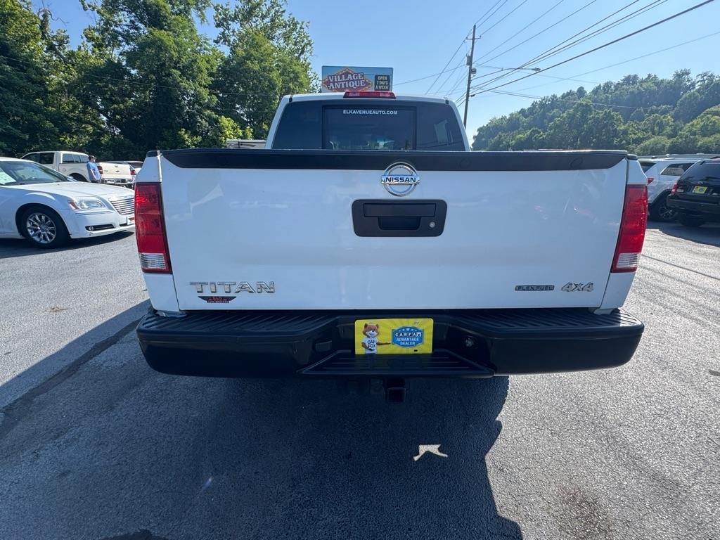 Nissan Titan 4WD Crew Cab SWB S 2014