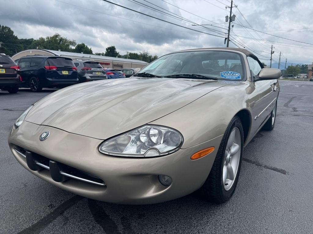 Jaguar XK8 2dr Convertible 1999