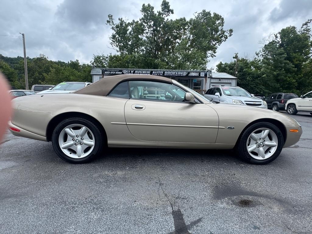 Jaguar XK8 2dr Convertible 1999