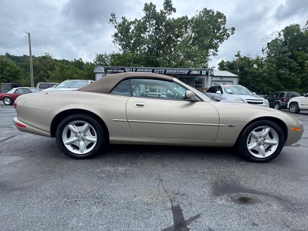 Jaguar XK8 2dr Convertible 1999