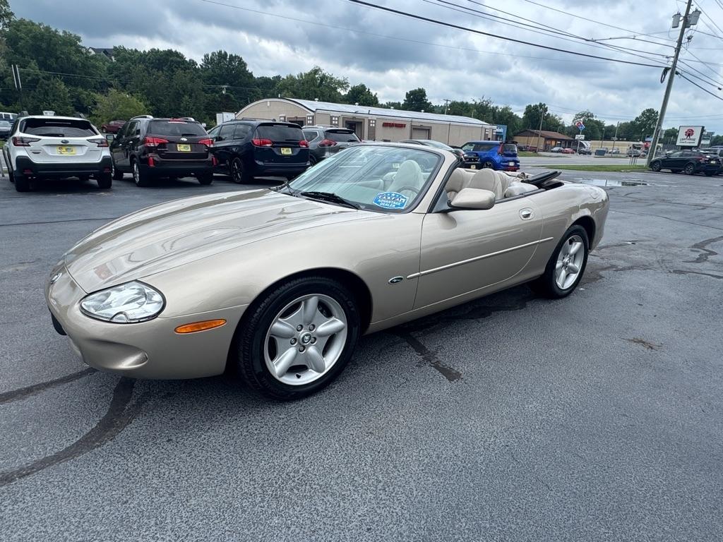 Jaguar XK8 2dr Convertible 1999