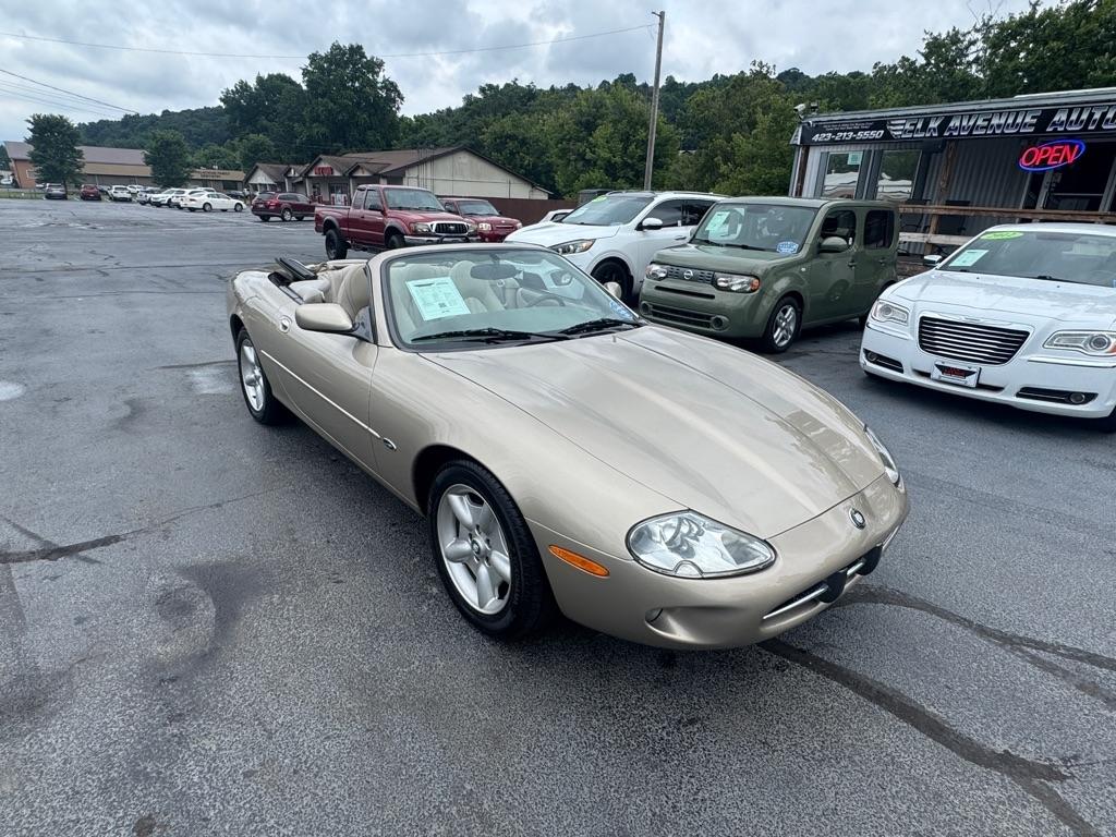 Jaguar XK8 2dr Convertible 1999
